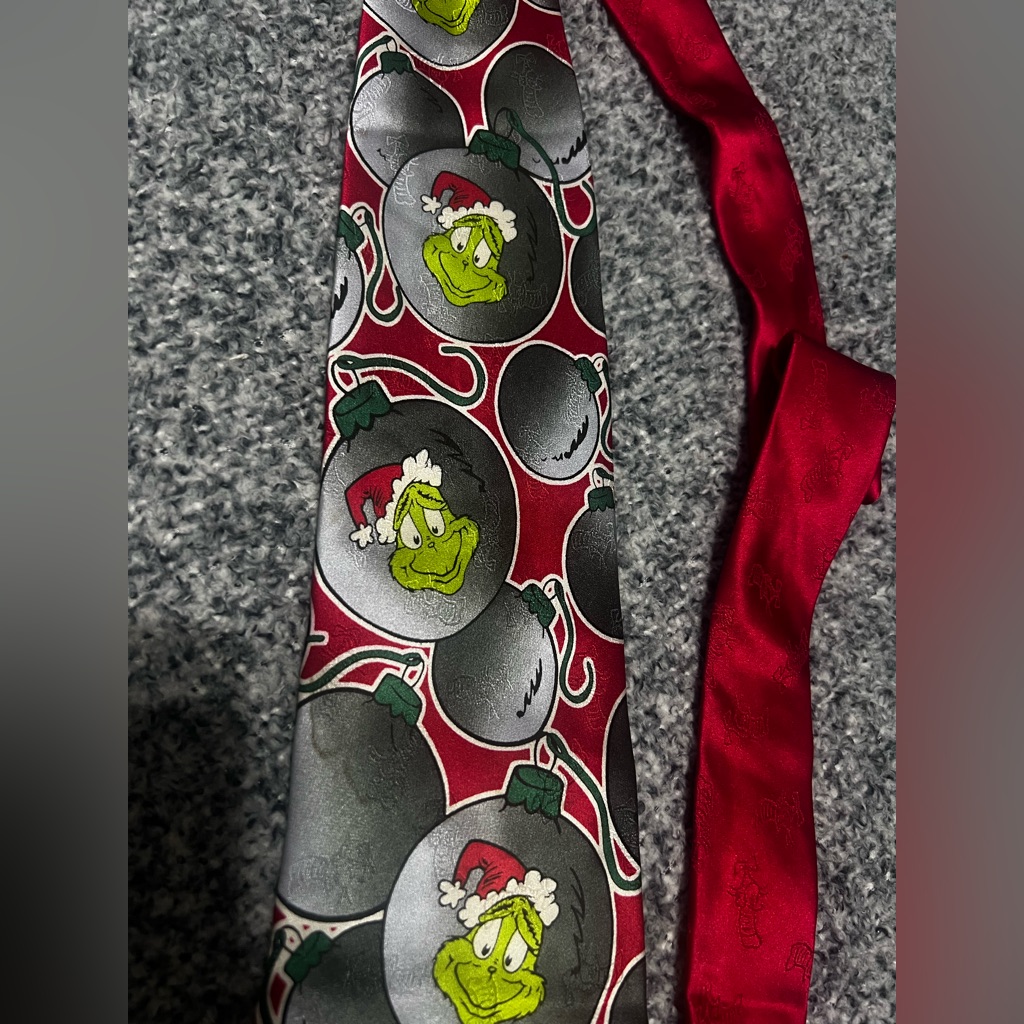 Dr. Seuss Red And Gray Grinch Tie